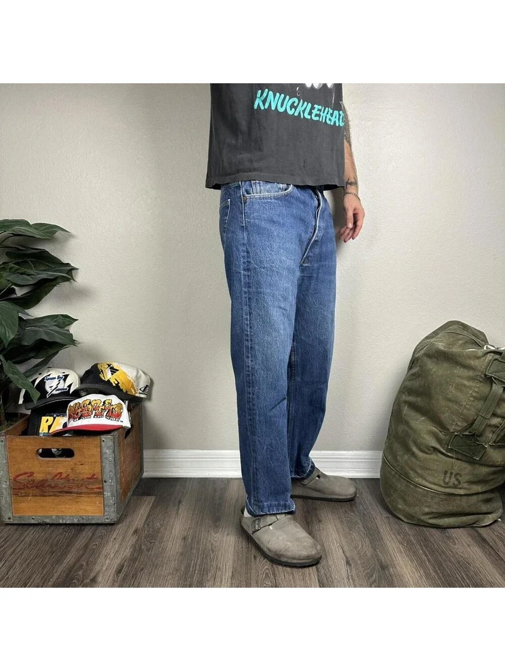 Vintage Levi’s 501-0115 90s blue denim jeans straight leg button fly 34x27